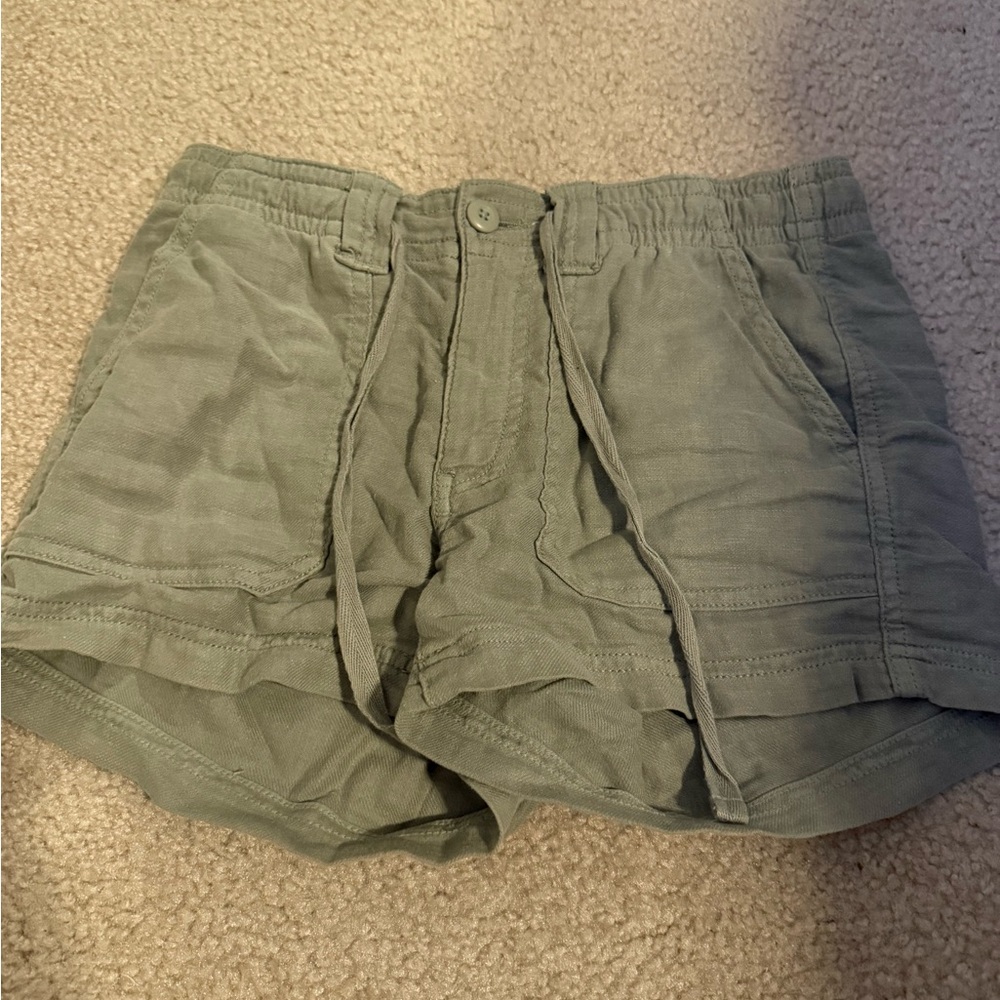 American eagle Olive Green Women's Shorts